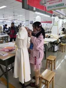 四川省2019年中等職業(yè)學(xué)校學(xué)生技能比賽服裝設(shè)計(jì)與工藝賽項(xiàng)在我校圓滿結(jié)束